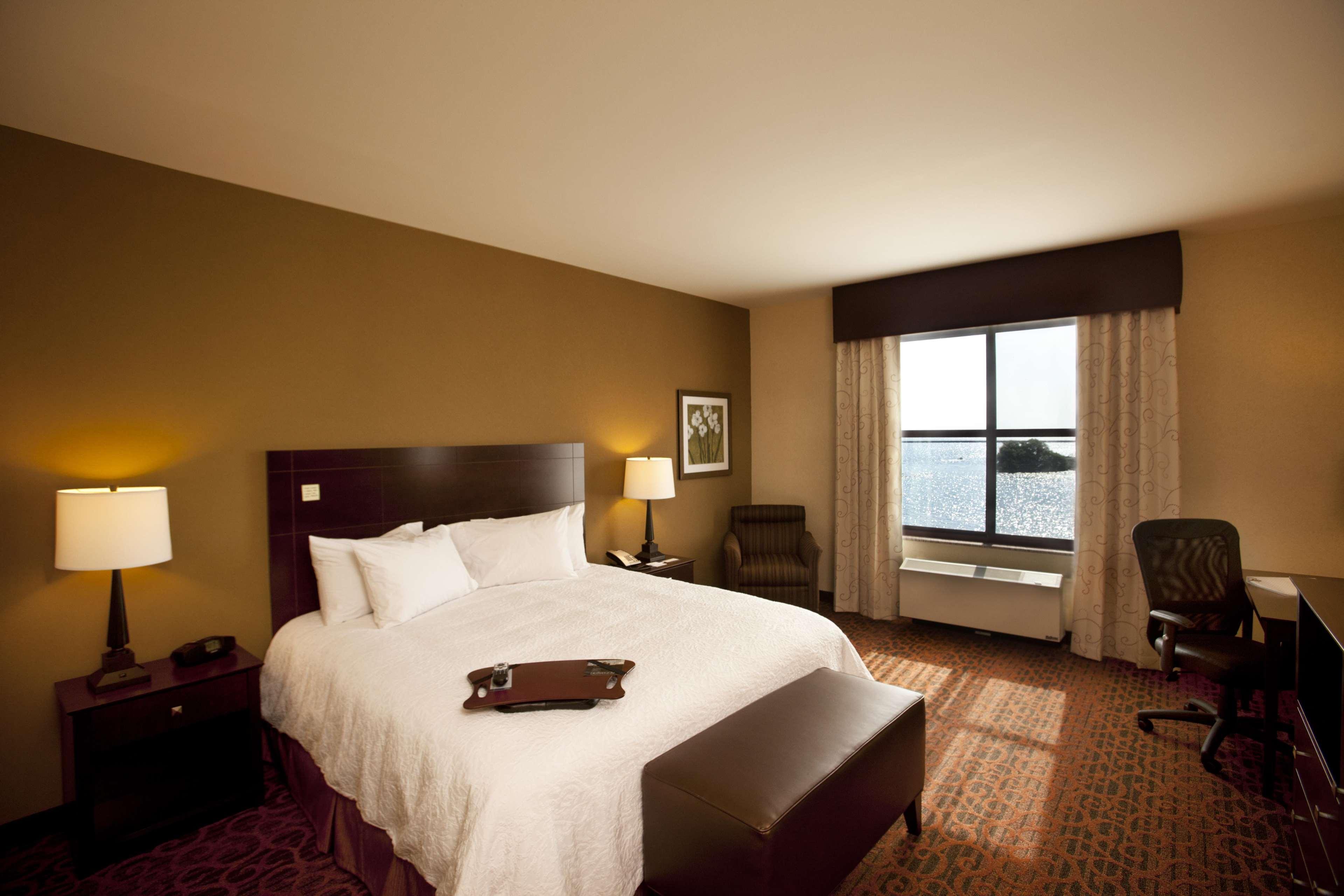 Hampton Inn Marquette-Waterfront Ngoại thất bức ảnh