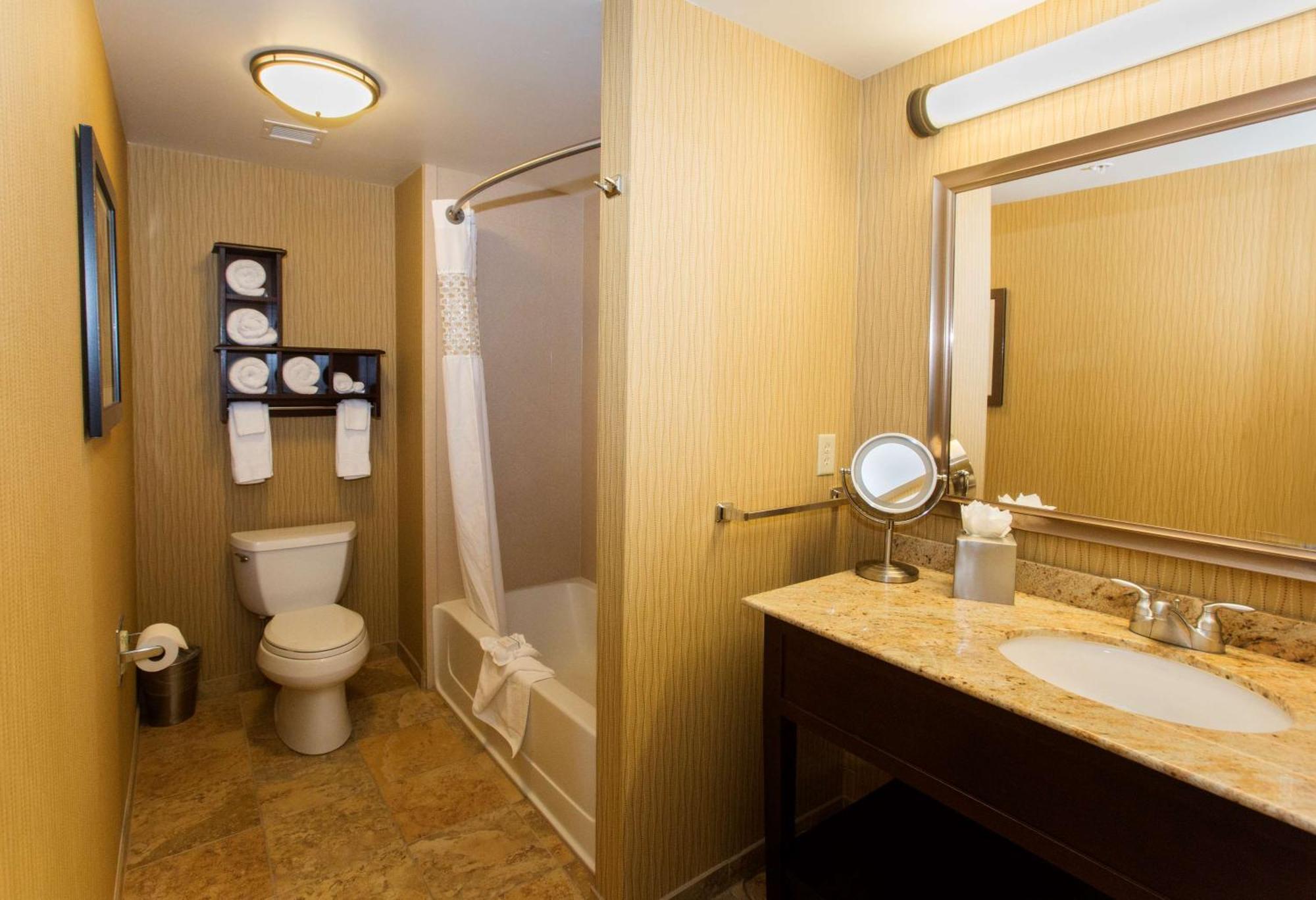 Hampton Inn Marquette-Waterfront Ngoại thất bức ảnh