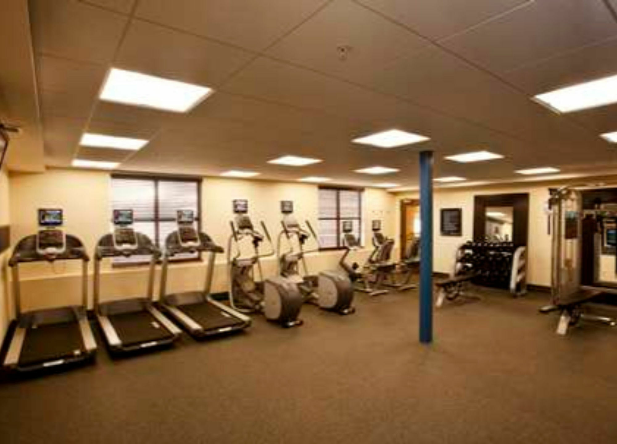 Hampton Inn Marquette-Waterfront Ngoại thất bức ảnh